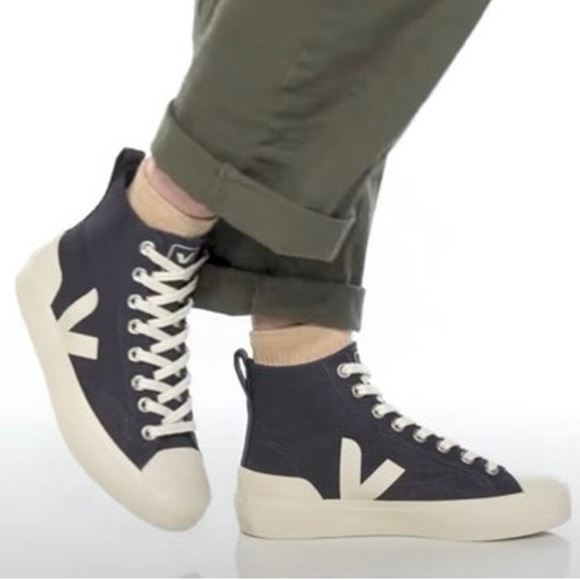 Veja Wata II Black White High Top Sneakers Size 37 / 6 - Picture 7 of 10